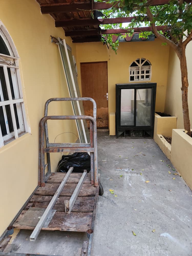 Casa Urb. Siete Soles - Patio y Lavandería
